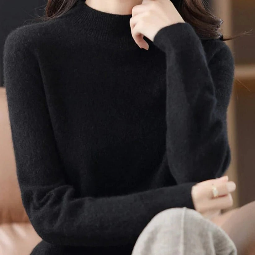 Elegant cashmere sweater for cold days