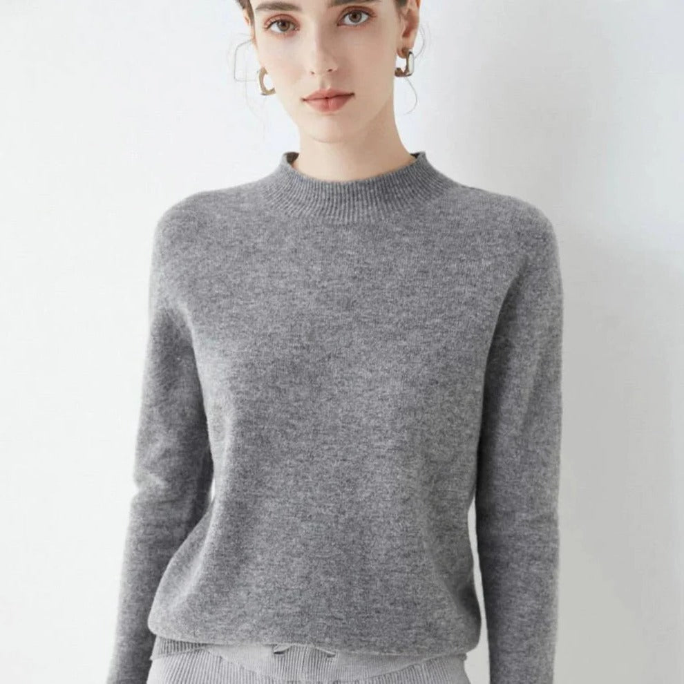 Elegant cashmere sweater for cold days
