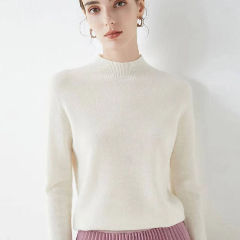 Elegant cashmere sweater for cold days