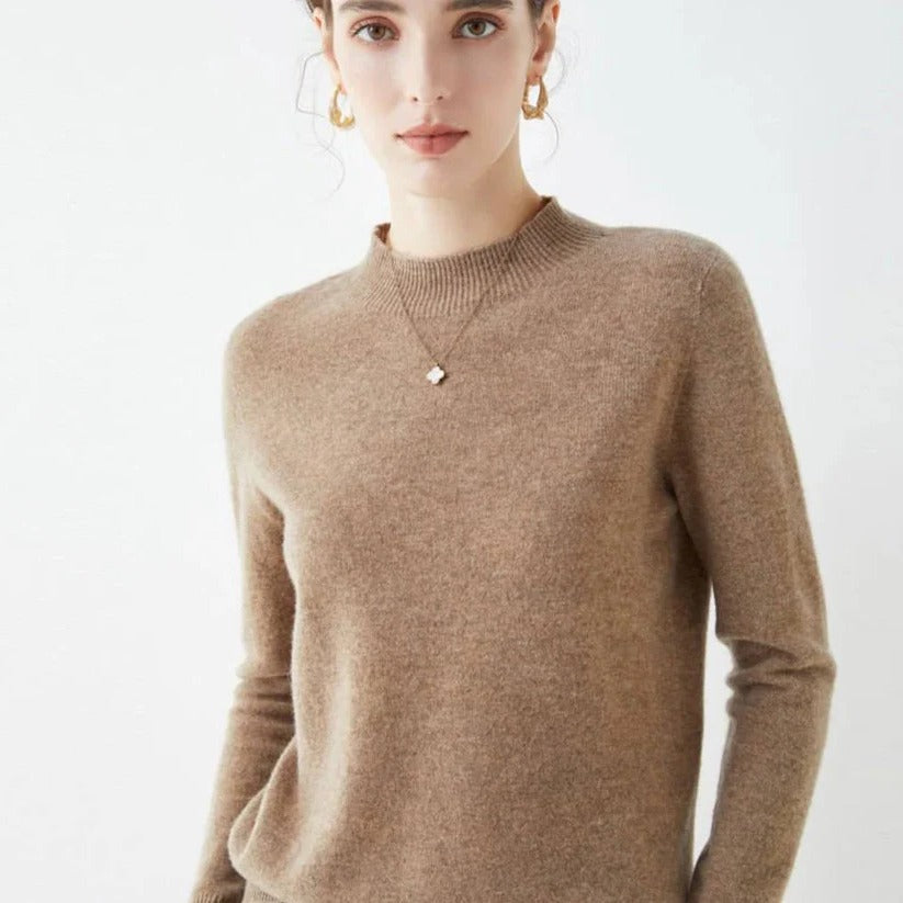Elegant cashmere sweater for cold days