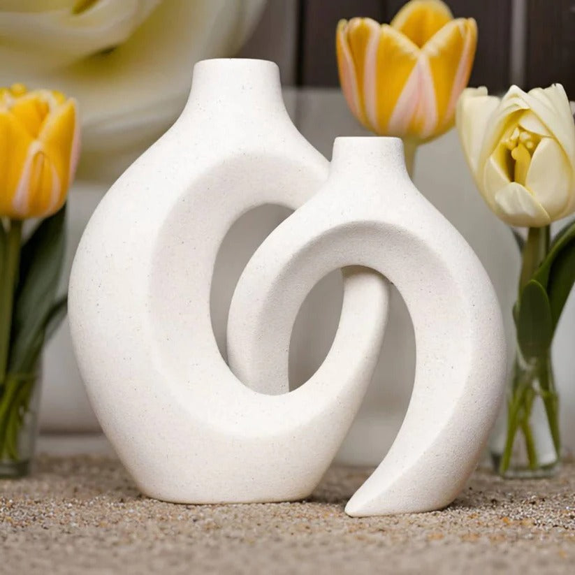 Keramische Vase mit Geflochtenem Design für Blumenarrangements