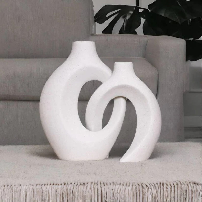 Keramische Vase mit Geflochtenem Design für Blumenarrangements