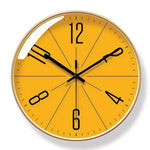 Silent quartz wall clock in a timeless design for every home