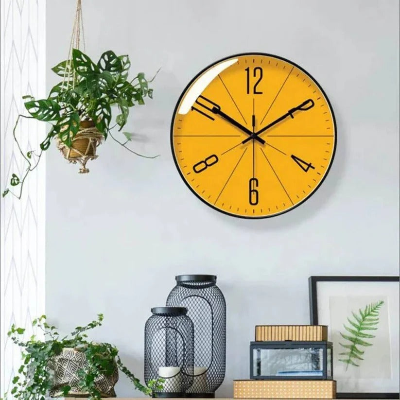 Silent quartz wall clock in a timeless design for every home