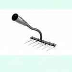 Ergonomischer Gartenrechen aus Stahl für effizientes Unkrautjäten