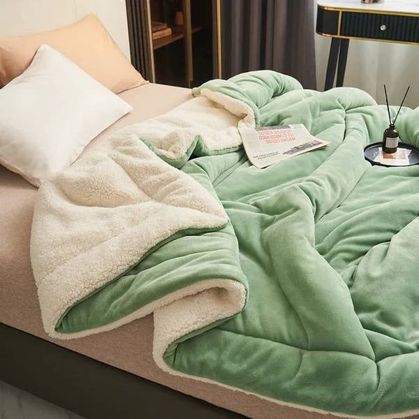 Kuschelige Fleece-Decke für Sofa und Bett – Perfekt für Reisen