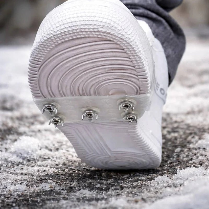 Rutschfeste Eisgripper mit Stahlspikes für sicheres Winterlaufen