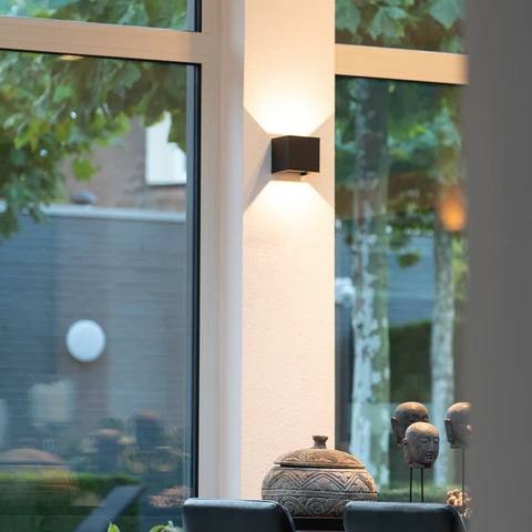 Kabellose Wandlampe mit elegante Umgebungsbeleuchtung
