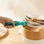 Heat-resistant silicone handle for safe carrying of cookware
