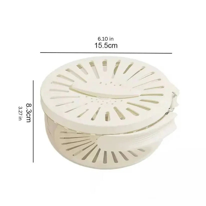Practical set of mixing bowl and colander for the kitchen