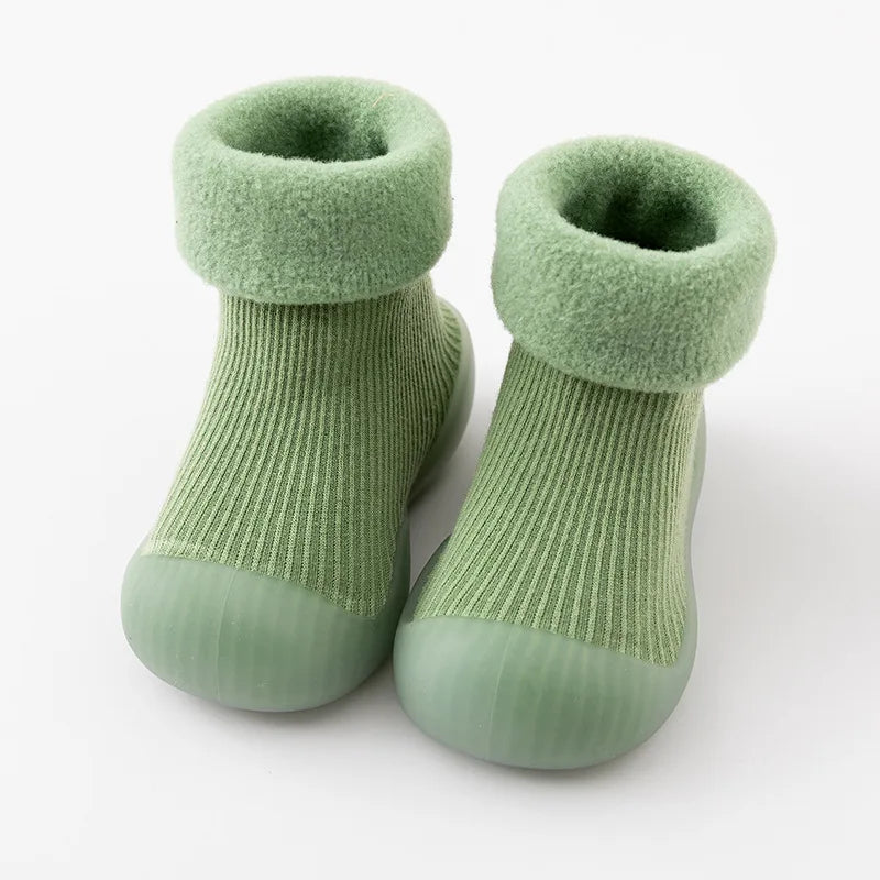 Non-slip Sock Shoes for Toddlers – Warmth and Safety