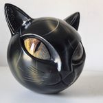 Faszinierende Katzenkopf Skulptur – Kunstvolles Wohnaccessoire mit Detailreichtum