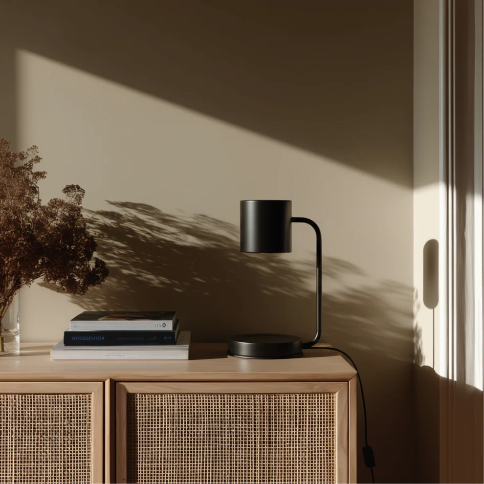 Elegante Duftlampe mit Schirm – Ihr Wohlfühllicht für Zuhause