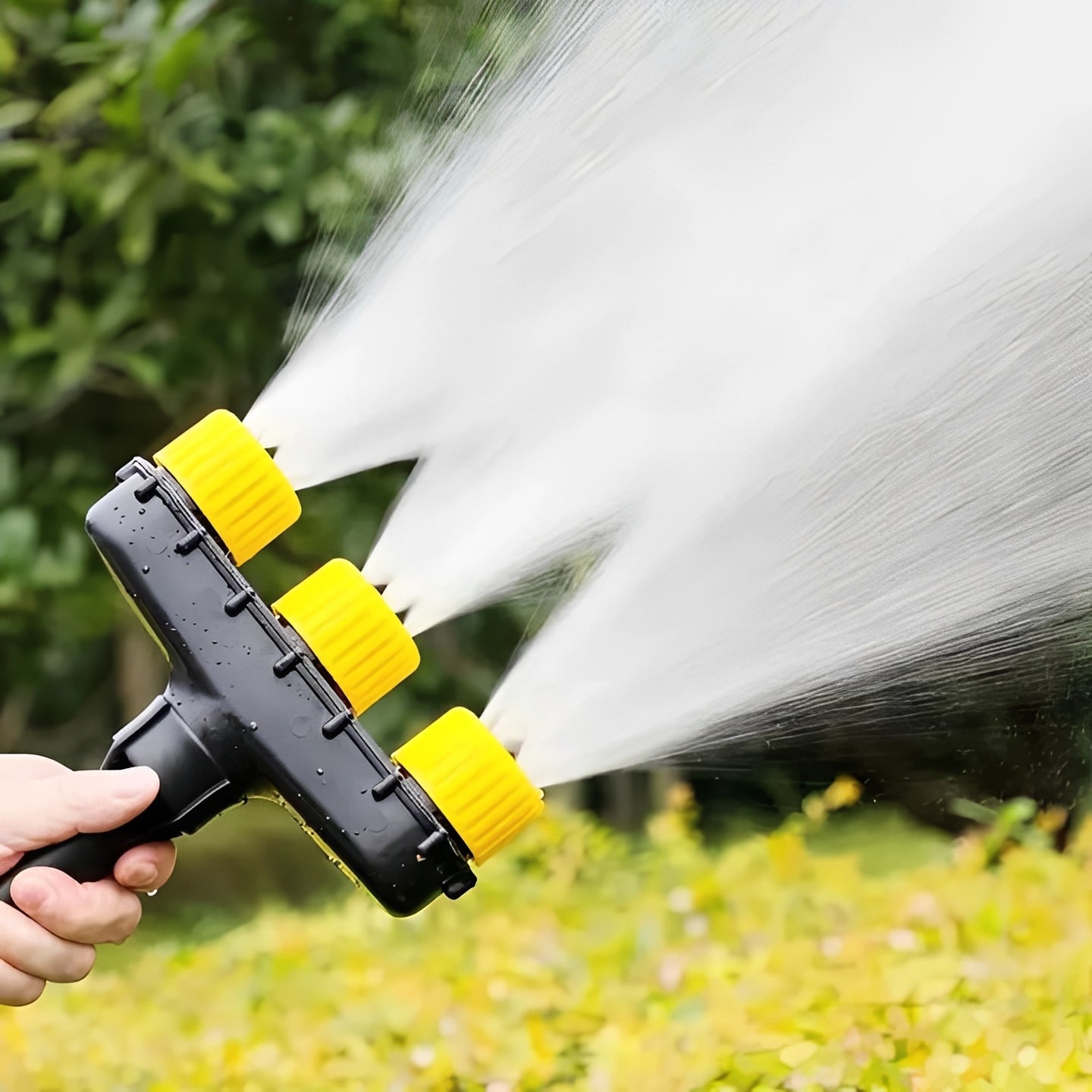 Vielseitige Gartenbrause mit Schnellanschluss für effektives Gießen