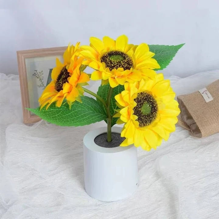 USB Rechargeable LED Sunflower Lamp with Flexible Adjustable Stem