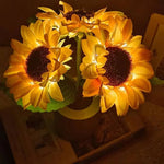 Verstellbare USB-Wiederaufladbare LED-Lampe im Sonnenblumenstil