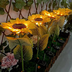 Sonnenblumen-Solarlichter für den Gartenweg