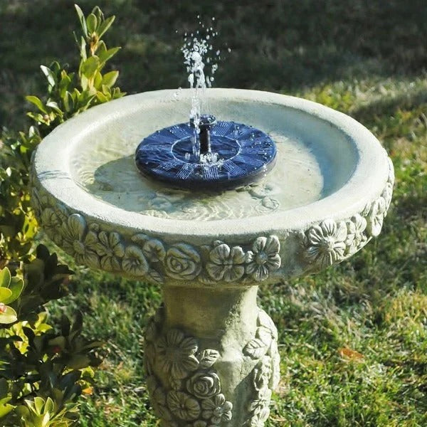 Solarbetriebene Wasserfontäne für Ihren Garten