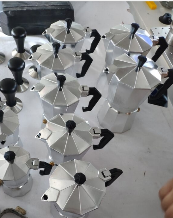 Italian Espresso Magic: 12-Cup Stovetop Moka Pot