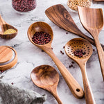 Hochwertiges Kochutensilien-Set aus Teakholz, 8-teilig
