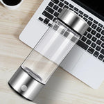 Wiederaufladbare Wasserflasche mit Wasserstoff-Infusion