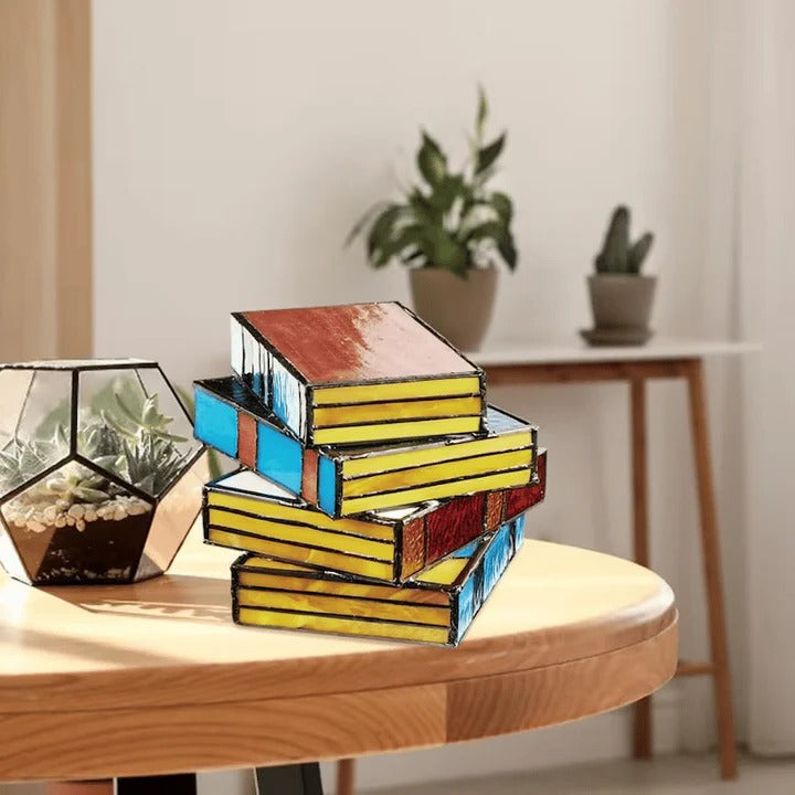 Elegant table lamp in book design