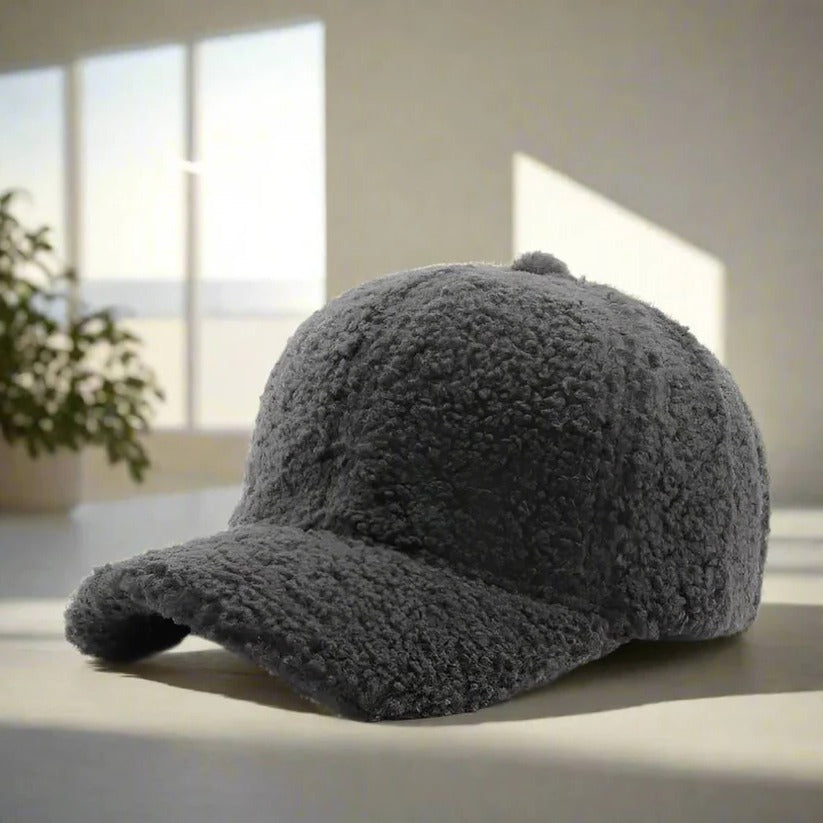 Verstellbare Teddy-Mütze für gemütliche Herbst- und Wintertage
