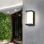 Elegante LED Außenleuchte mit Wandmontage