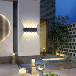 Wetterfeste LED Wandleuchte – Modernes Design für Innen und Außen