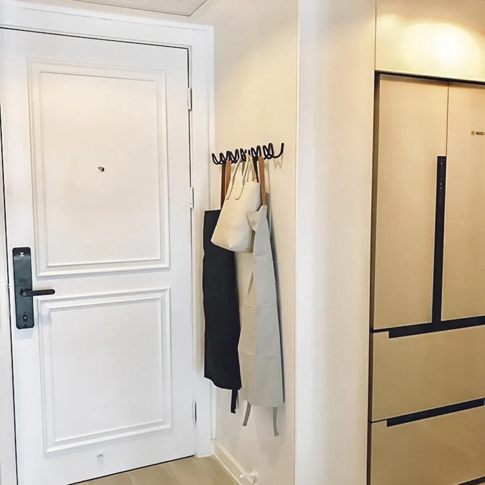 Stilvoller Wandhaken aus Schmiedeeisen für Ihr Zuhause