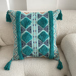 Boho-inspirierter Wurfkissenbezug mit Quasten