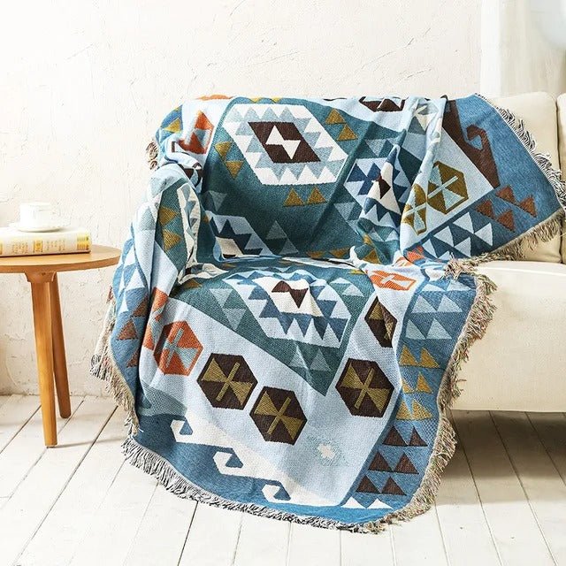 Farbenfrohe Wohndecke mit stilvollem Design