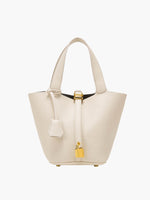 Stilvolle Handtasche aus veganem Leder für jeden Moment