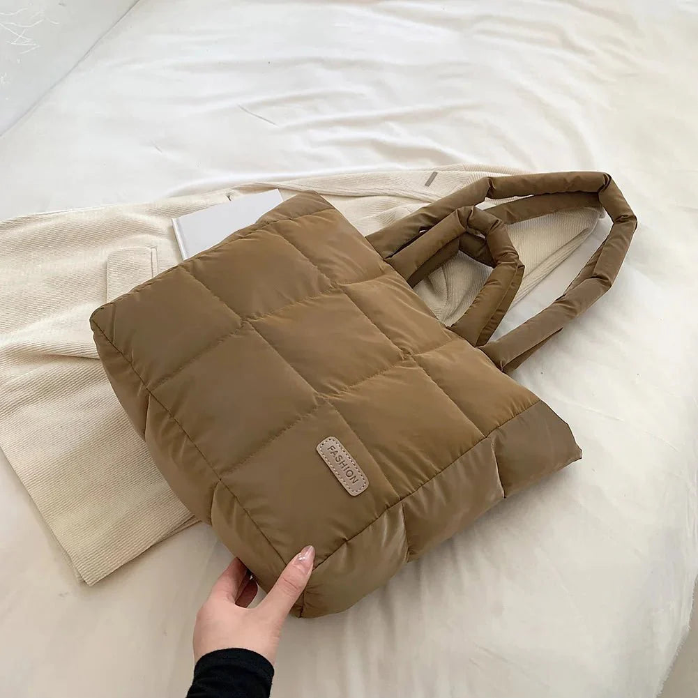 Elegante Gesteppte Tasche mit Vielseitigem Stauraum