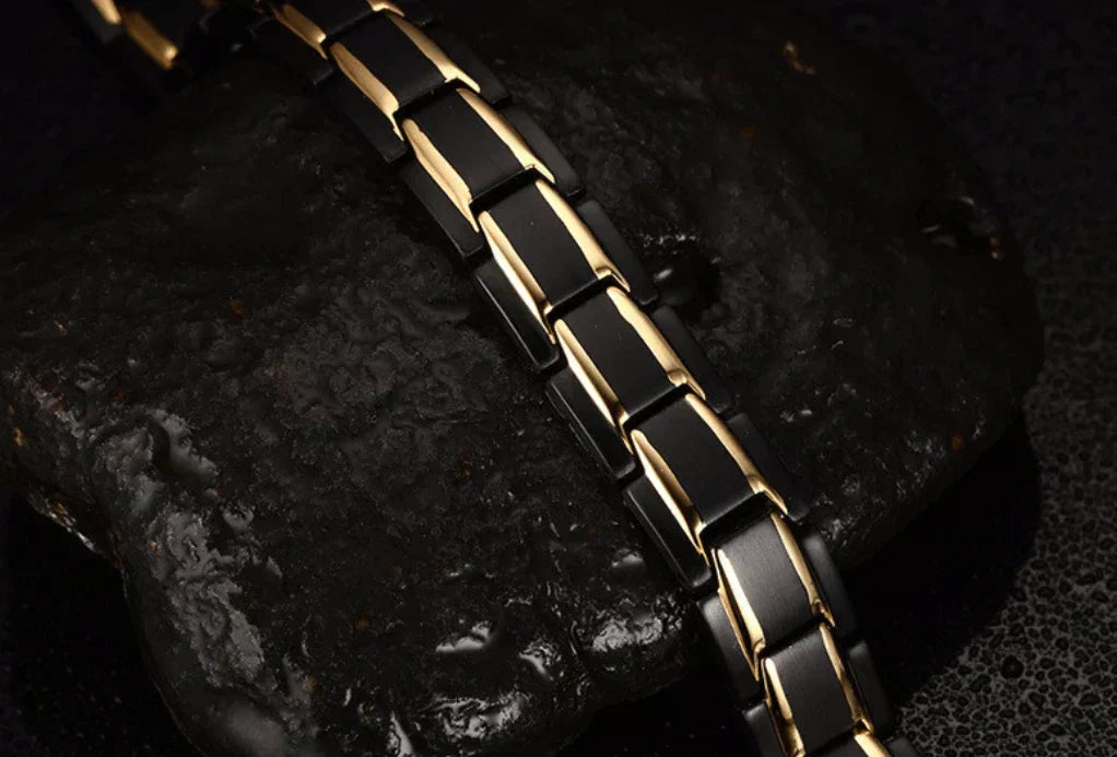 Stylish Magnetic Bracelet for Women and Men – Adjustable and Comfortable