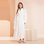 Elegant Bathrobes and Pajamas for Couples – Cozy Winter Fashion