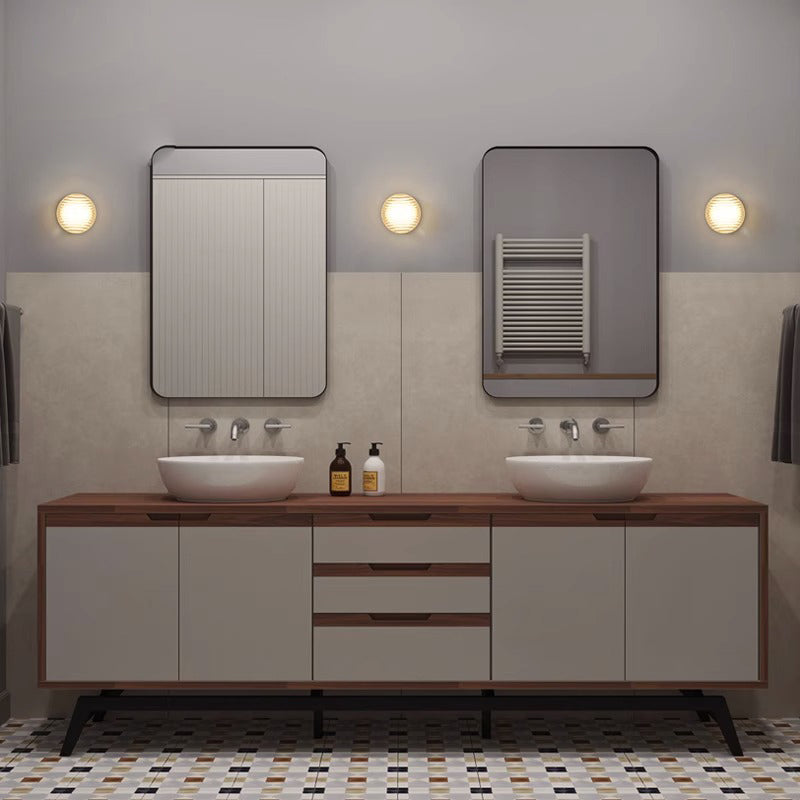 Elegant LED wall light for stylish accents and energy efficiency
