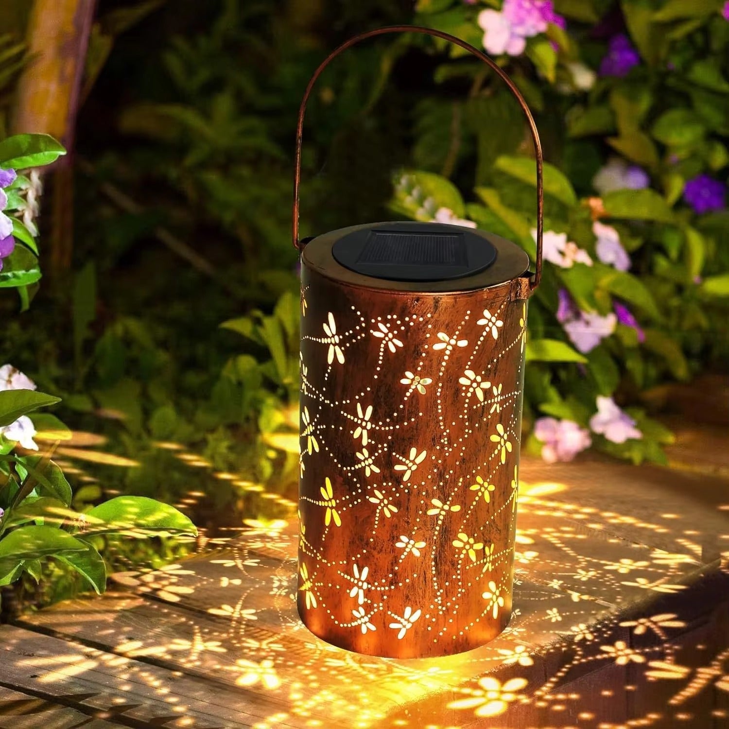 Schimmernde Solarlaterne für romantische Gartenabende
