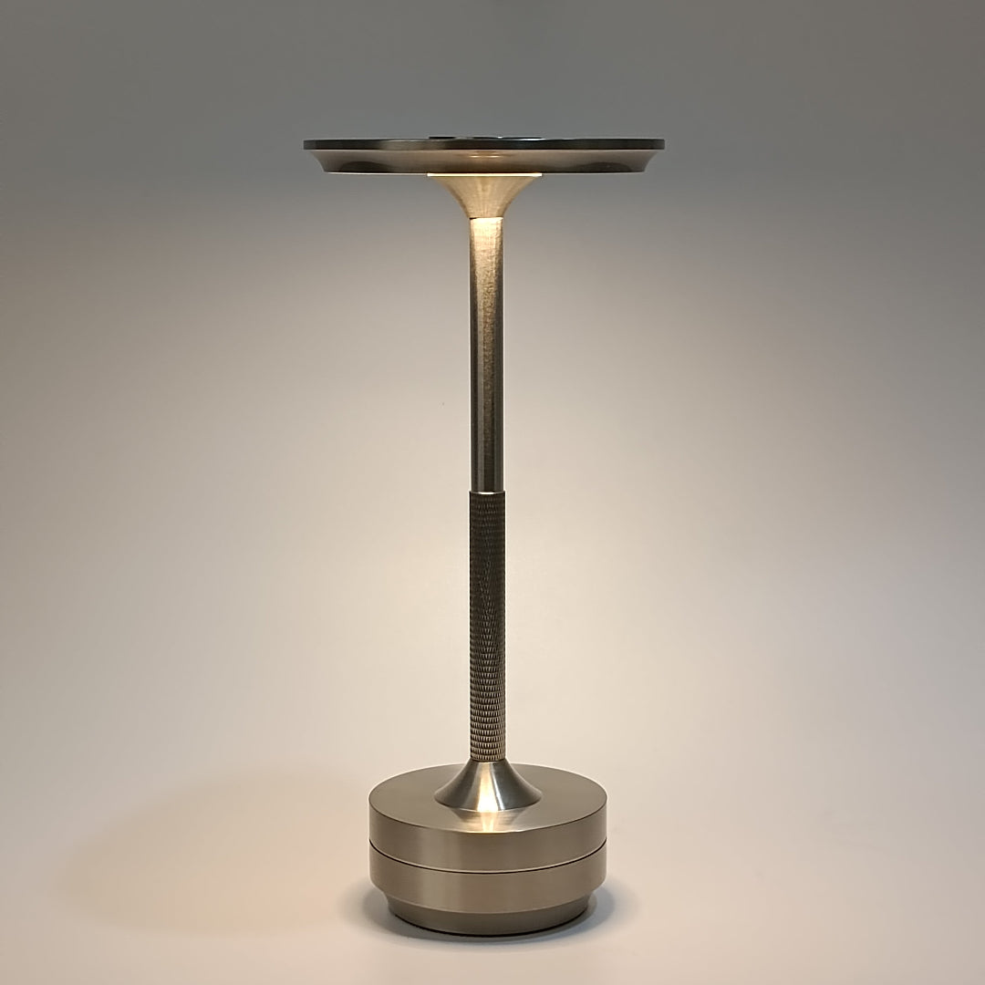 Elegante Verstellbare LED Tischlampe – Touch-Dimmer für Wohnräume