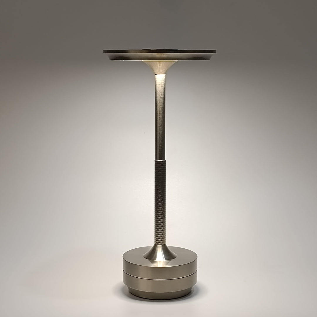 Elegante Verstellbare LED Tischlampe – Touch-Dimmer für Wohnräume
