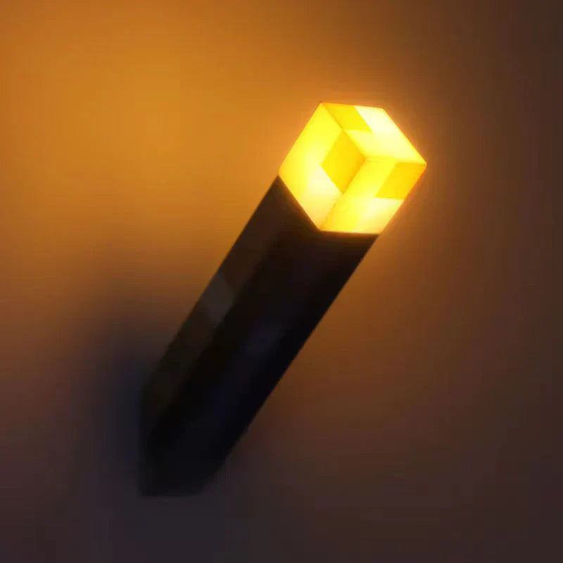 USB Lamp with Warm Light – Pixel Design for Gamers