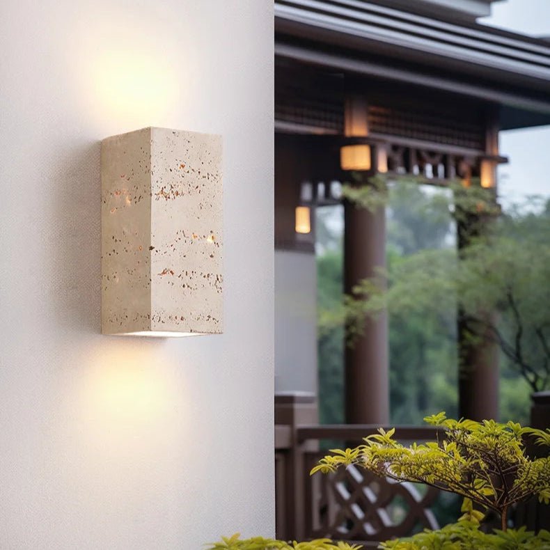 Natura - Stilvolle Wandleuchte aus Travertin mit Warmem LED-Licht