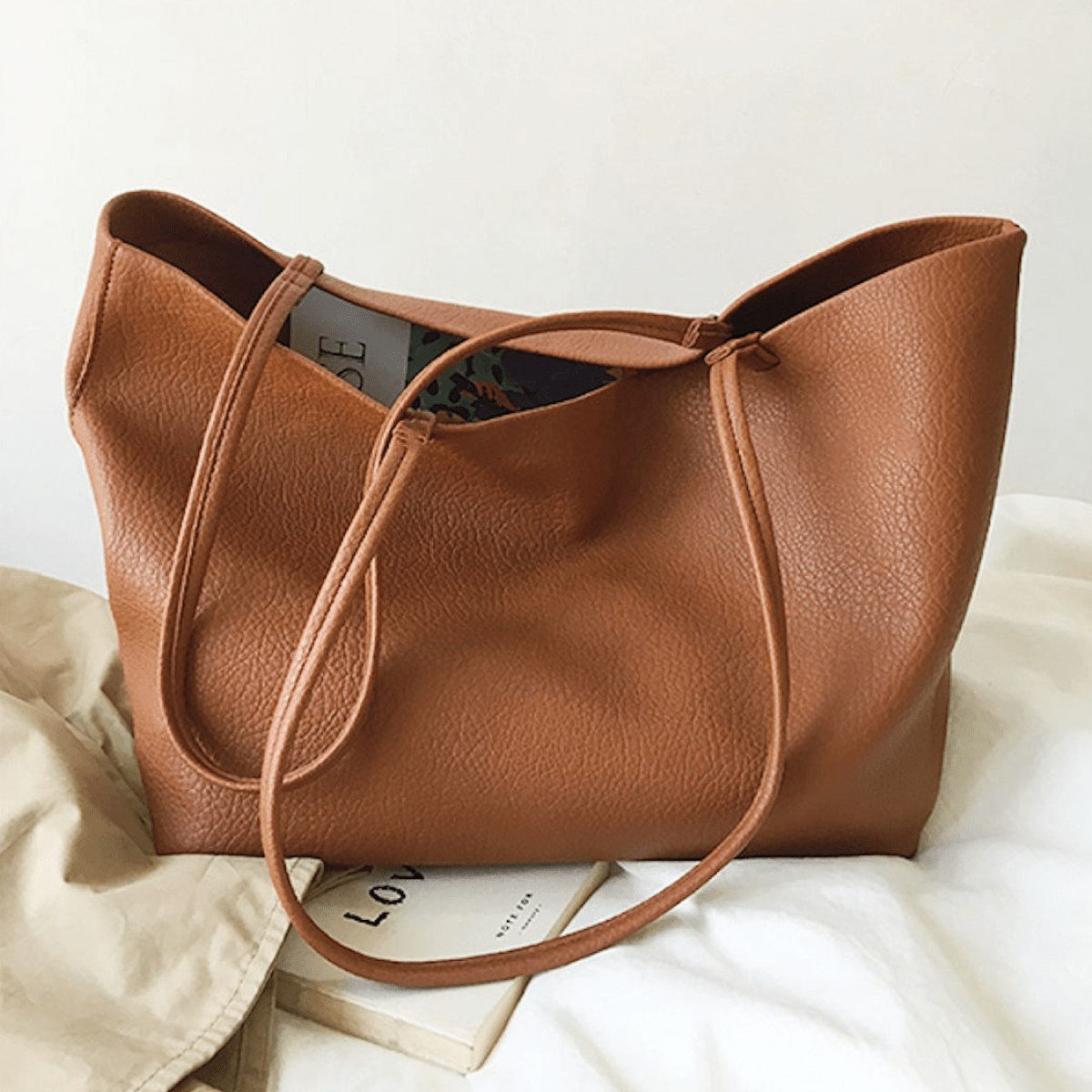 Stilvolle Damenhandtasche mit viel Stauraum
