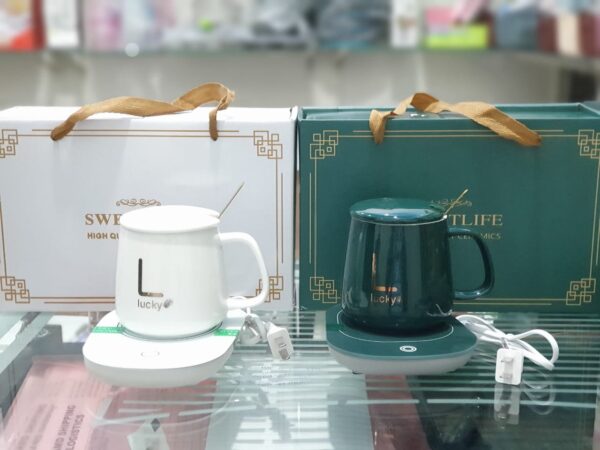 Electric cup warmers for coffee