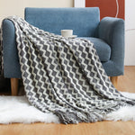 Wärme und Stil: Gemütliche Strickdecke für Ihr Zuhause