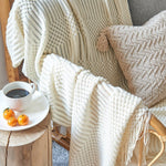 Wärme und Stil: Gemütliche Strickdecke für Ihr Zuhause