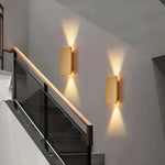 Elegante LED Treppenbeleuchtung für modernes Wohnen