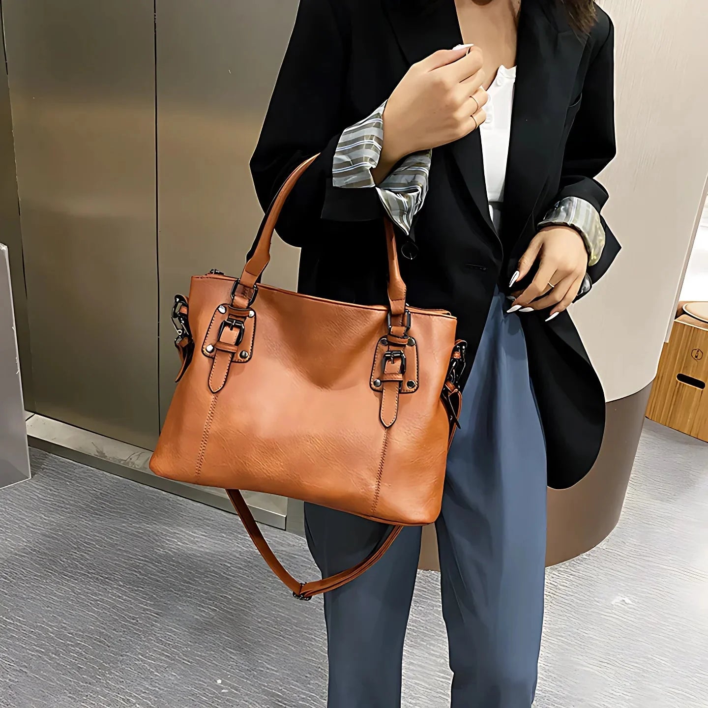 Klassische Eleganz – Stilvolle Handtasche für jeden Anlass