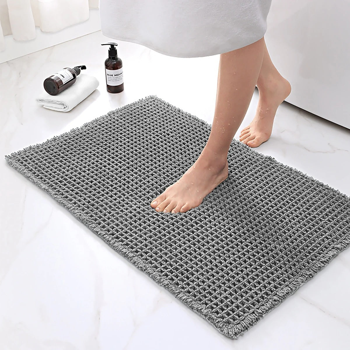Elegante Badezimmermatte mit rutschfester Unterlage und Waffeldesign