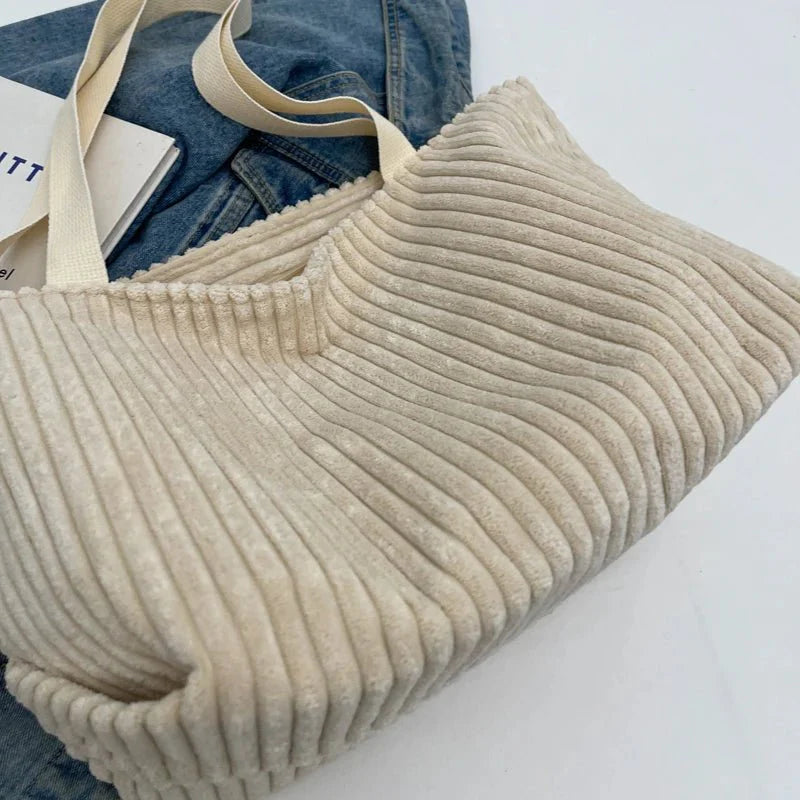 Elegante Schultertasche für Ihren Alltag und mehr